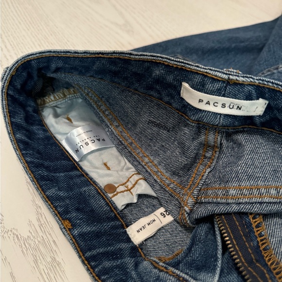 PacSun Blue Distressed Jeans - Picture 3 of 10